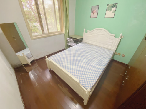 合租·双楠名城一期 5居室 南卧