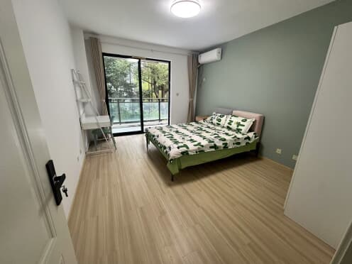 合租·翠屏湾花园城 4居室 南卧