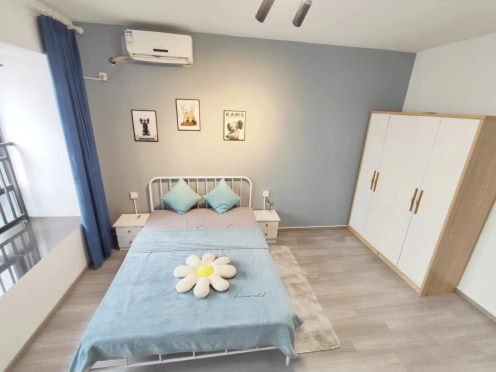 合租·中渝香奈公馆 5居室 南卧