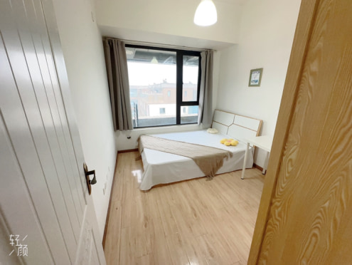 合租·中环晓院 4居室 南卧