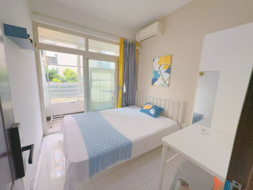 合租·王府花园 4居室 南卧