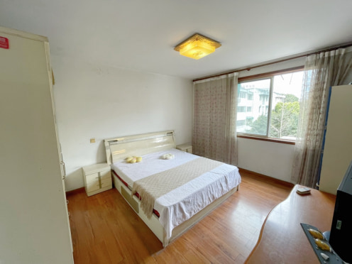 合租·金卉苑 4居室 南卧