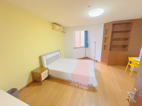 合租·会所花园 3居室 南卧