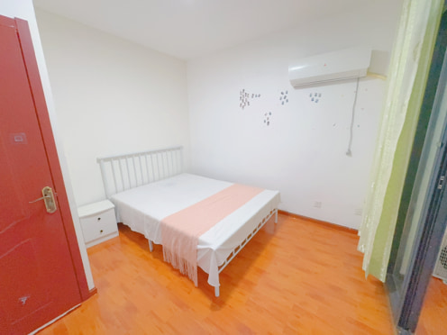 合租·龙湖金楠天街 4居室 南卧