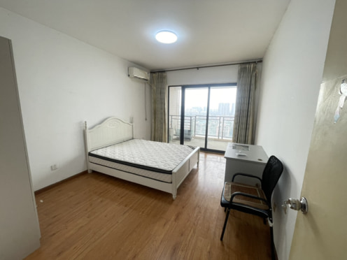 合租·精城水印阁 4居室 南卧