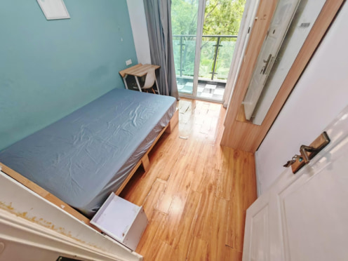 合租·蓝光金悦金沙 5居室 南卧