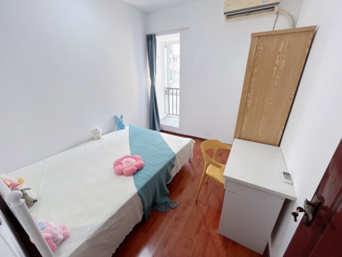 合租·沙河壹号一期 5居室 南卧