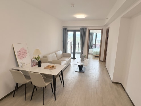 独栋·安居乐寓 锦龙苑店 交通便利·外窗通透两房厨卫分离居住舒适度高 2室1厅