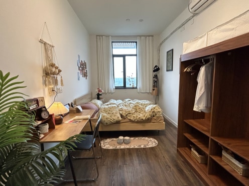 独栋·诺一公寓 诺一公寓金桥社区 【地铁口朝南一居】0中介费，0服务费，有外窗，能做饭 开间