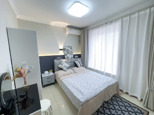 合租·爱菊花园 4居室 南卧