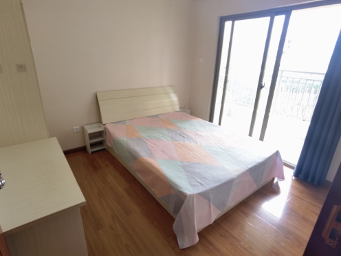 合租·金马腾苑 4居室 西卧