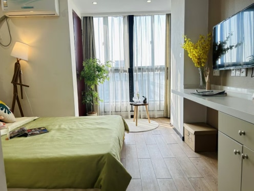 独栋·E-life生活社区 九亭店 朝西落地窗，租1年住满6个月以上可退押金，采光好  可办居住证 开间