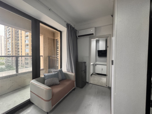 独栋·泉州嘉诚公寓 东海湾御花园 超大阳台 包物业 民用水电 1室1厅