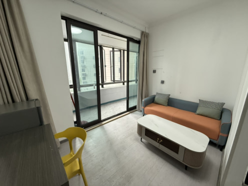 独栋·泉州嘉诚公寓 东海湾门第二期 超大海景阳台 精装修 民用水电 包物业 1室1厅