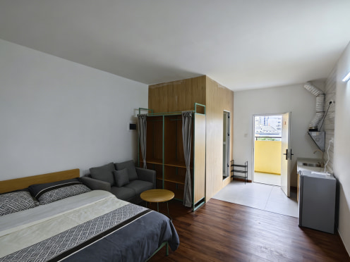 独栋·泊寓 体育学校店 【限时享租金93折+免租10天】优选阳光单间 民水民电 开间