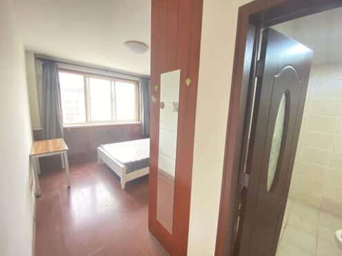 合租·弘信山庄 4居室 南卧