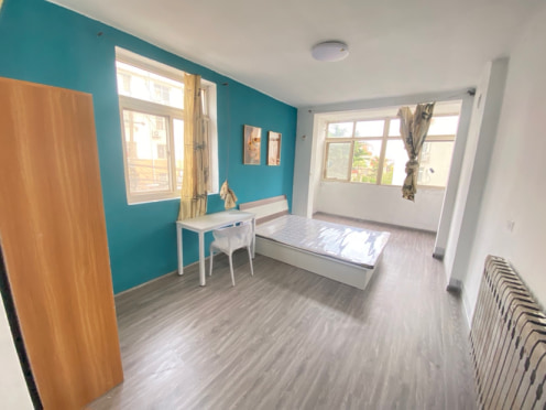 合租·安达路16-26号(双号) 3居室 南卧