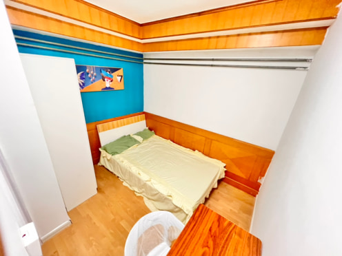 合租·信海花园 5居室 南卧