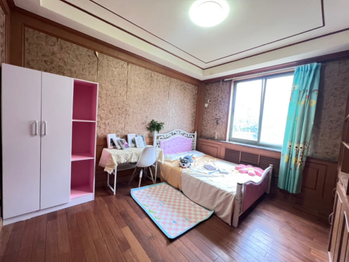 合租·瑞禾苑(海口路) 5居室 南卧