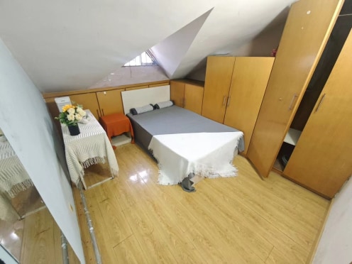 合租·亚联花苑 5居室 南卧