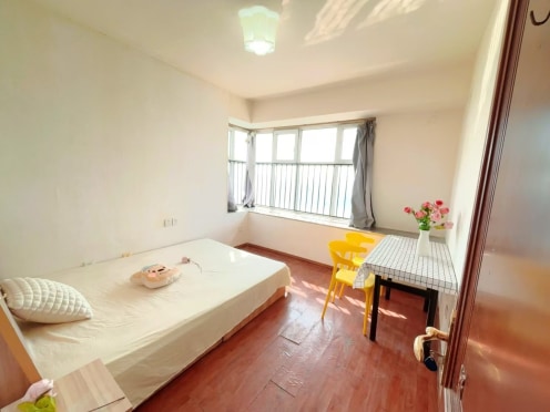 合租·依山伴城锦城 4居室 南卧