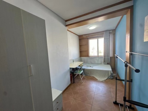 合租·丽海花园 5居室 南卧