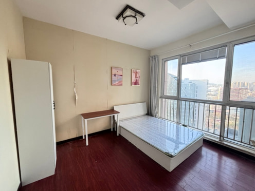 合租·鸿泰大厦 5居室 南卧