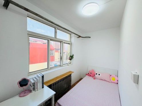 合租·海泊苑 4居室 南卧