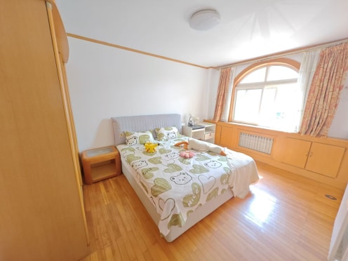 合租·梅岭小区 5居室 南卧