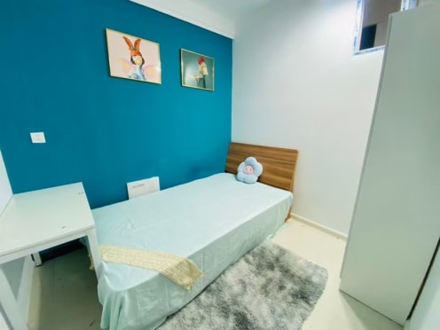 合租·青特星城 5居室 南卧