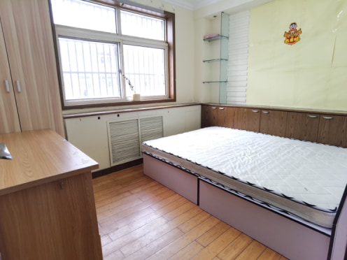 合租·紫金花园 4居室 南卧