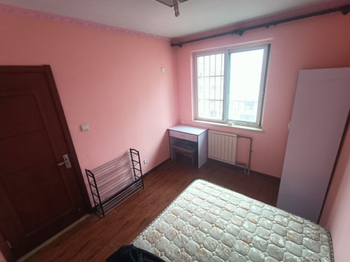 合租·海岸阳光 5居室 南卧