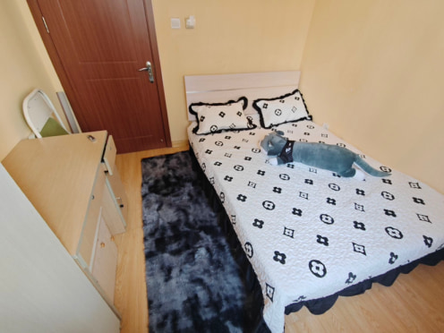 合租·中联依山伴城二期 5居室 南卧