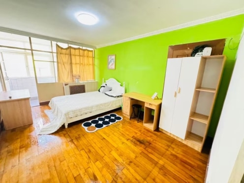 合租·东海一路 5居室 南卧