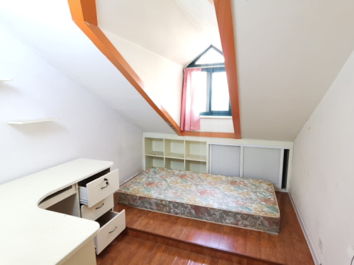 合租·兴隆家园 5居室 南卧