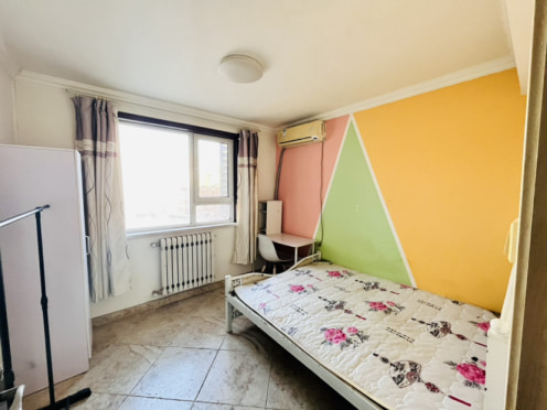 合租·泰山路99号 3居室 南卧