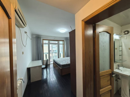 合租·鲁瑞苑 4居室 南卧