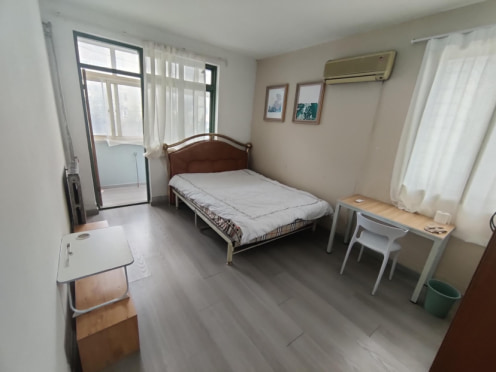 合租·金湖社区 4居室 南卧