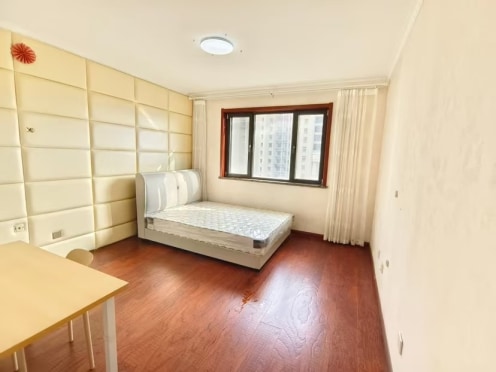 合租·中海临安府 4居室 南卧