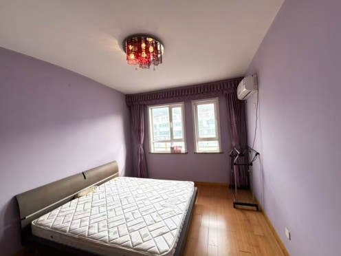 合租·湖光山色 5居室 南卧