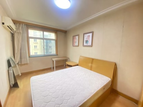 合租·裕鑫花园 5居室 南卧