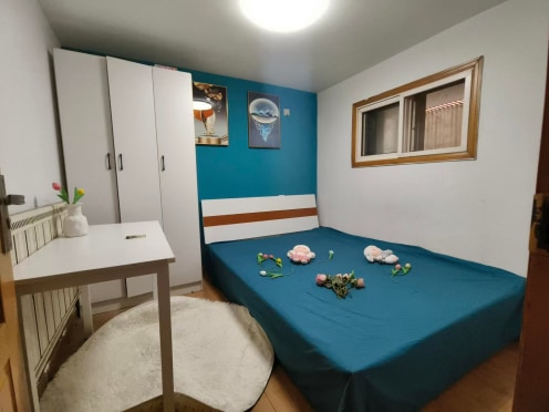 合租·海信都市春天 5居室 南卧