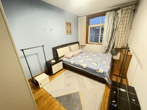 合租·银澳花园 5居室 南卧