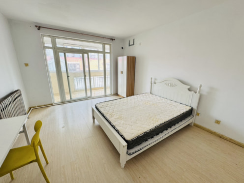 合租·敦化路（中央商务区） 5居室 南卧