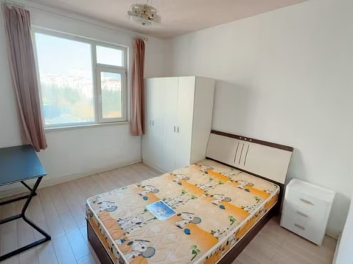 合租·海丽花园南苑 5居室 南卧