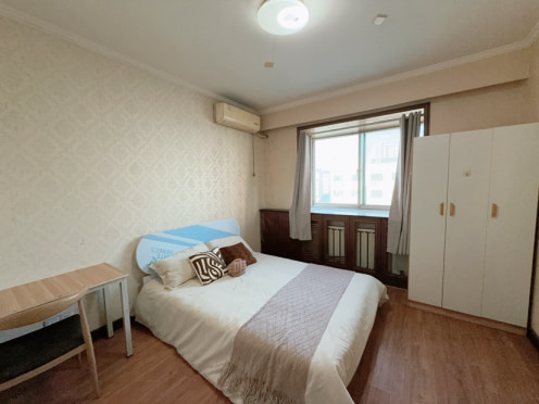 合租·贵合花园一期 5居室 南卧