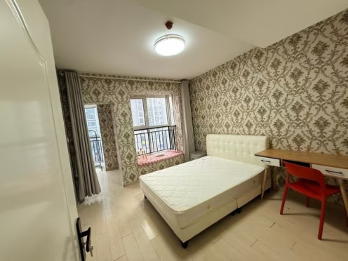 合租·泰成玲珑郡 3居室 南卧