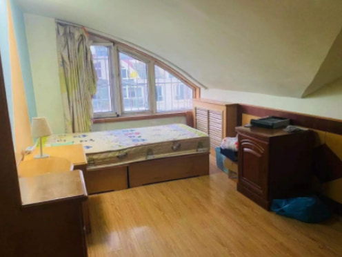 合租·丰泽山庄二期 5居室 南卧