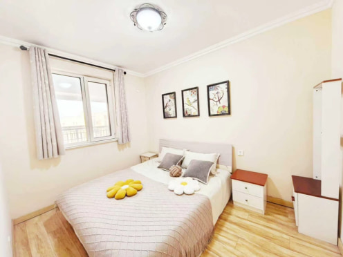 合租·越秀星汇蓝湾北区 4居室 南卧