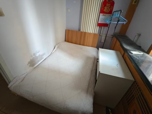 合租·鹏欢花园 5居室 南卧